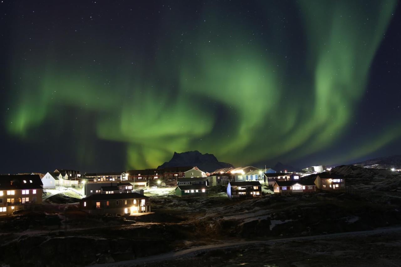 Hotel Hans Egede ヌーク エクステリア 写真